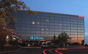 Hilton Kansas City Airport Hotel